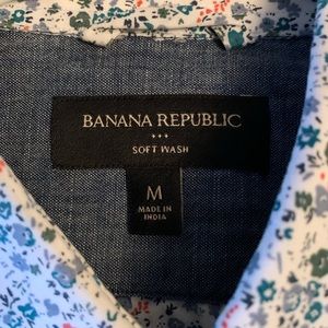 Banana Republic Floral Button Down Shirt